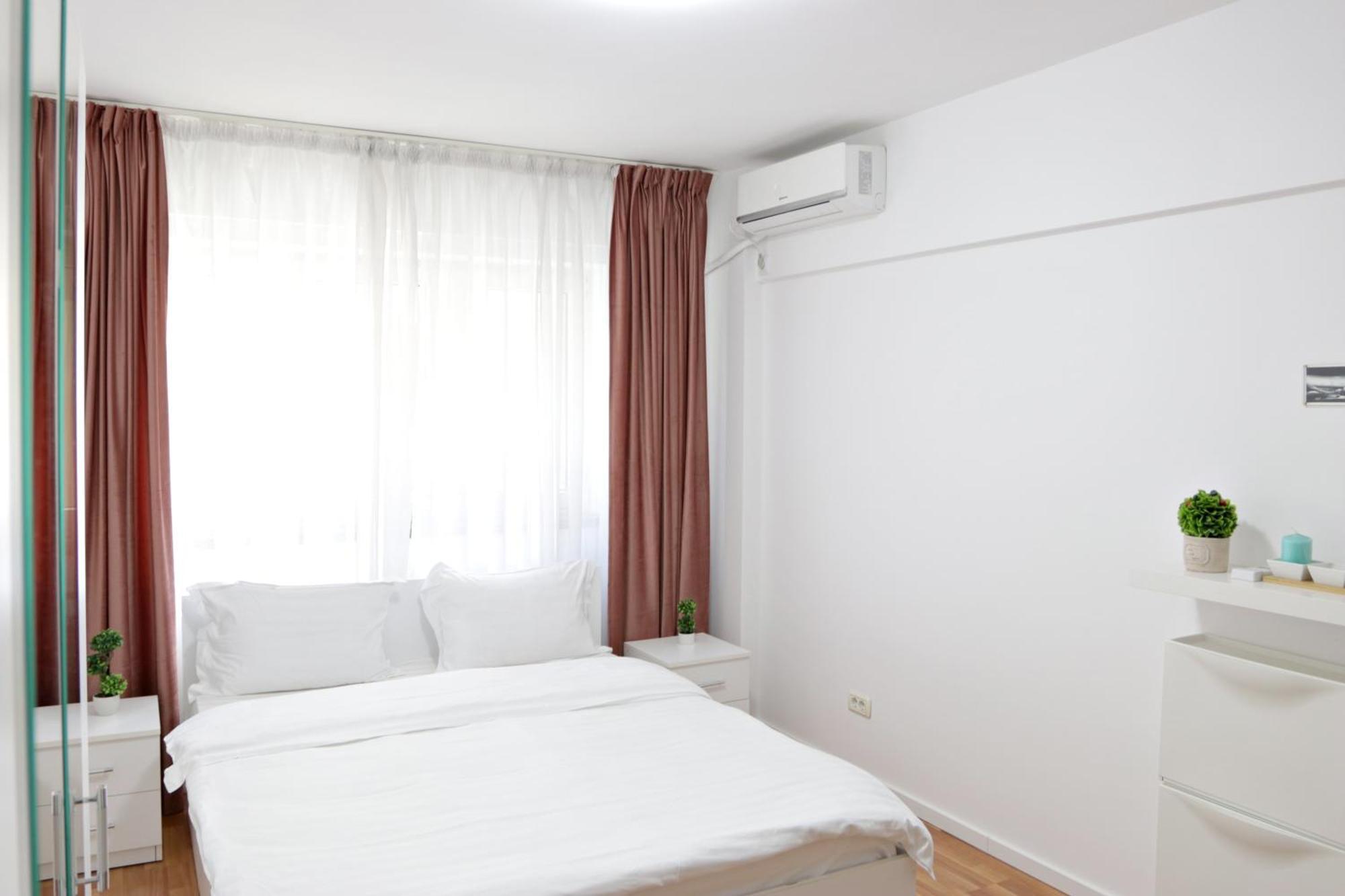 City Base I 2 Bedroom Apt Victoriei Bucharest Exterior photo